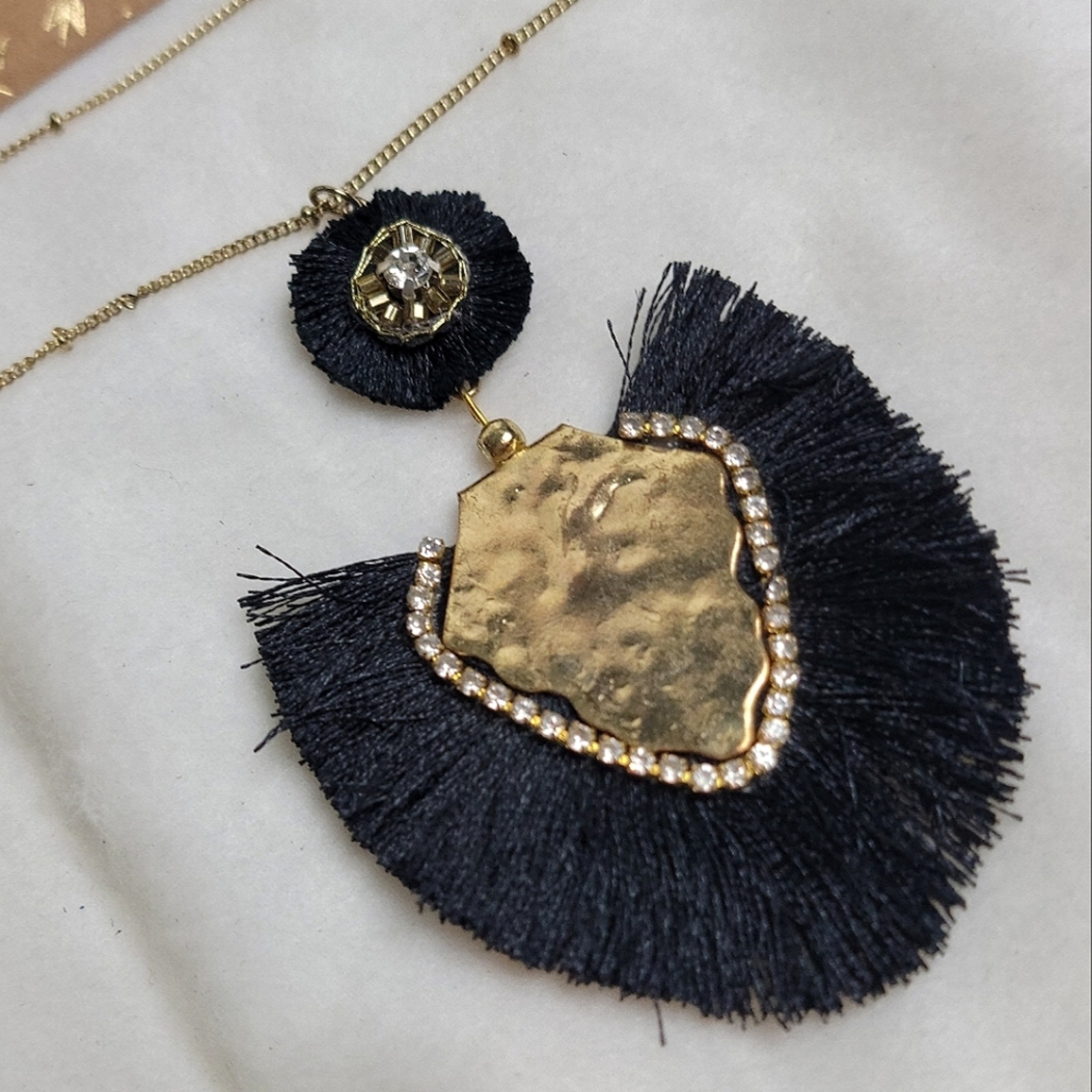 Nwt Shiraleah Caroline Black Fringe Statement Necklace 12$